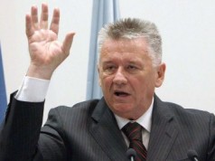 Velja Ilić: Zgrožen sam Gašićevim postupkom prema novinarki!