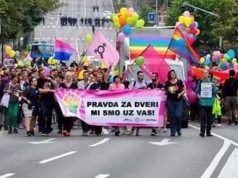 Gej-strejt alijansa najavila podršku Dverima na sutrašnjem mitingu!