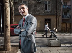 Obradović: Odmah po okončanju epidemije očekujem da će Vučić formirati prelaznu Vladu i mene postaviti za premijera!