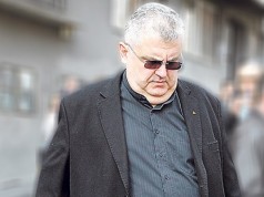 Čanak: Ne mogu da napadam Vučića kad me Pajtić namagarčio!