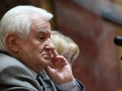 Evo zašto je Mićunović prekinuo skupštinsko zasedanje!