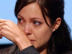 Evo zašto Anđelina Džoli mrzi Srbe!