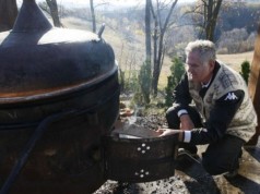 Nikolić pokreće svoju destileriju: „Moja rakija neće biti genetski modifikovana!“