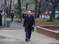 Saša Janković zakasnio na proteste!