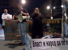 Monah Antonije novi vođa protesta!