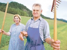 Kako je Dragica Nikolić kuvala pekmez za Mišel Obamu!