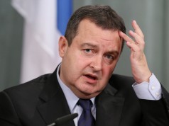 Dačićev pakleni plan: Srušiti Brnabićevu i preuzeti kormilo Vlade!