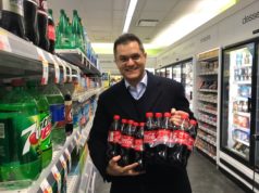 Vuk Jeremić dekintirao: Koka-Kola mu plaća siću da je reklamira!