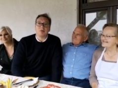 INFLUENSER: Nakon izazova sa ljutom paprikom, Vučić najavio šmrkanje cimeta, gušenje Vulina i saradnju sa Baka Prasetom