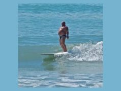 Palma rešio da se oproba u surfovanju, poručuje: Ovo je odlično, sledeće godine pravim veštačku plažu za surf u Jagodini!
