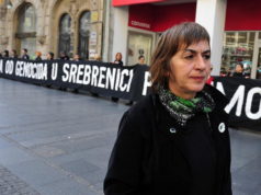 Žene u crnom organizuju subotnje proteste za BOJKOT!