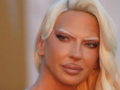 Jelena Karleuša prestala da botuje za SNS: „Razočarala sam se kad sam shvatila da je to verski kult!“
