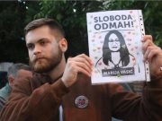 Sin majke sina Marije Vasić, čija je majka majka sina Marije Vasić, a čiji je sin sin majke sina Marije Vasić: IMAM ČAST BITI GLAVA PORODICE!