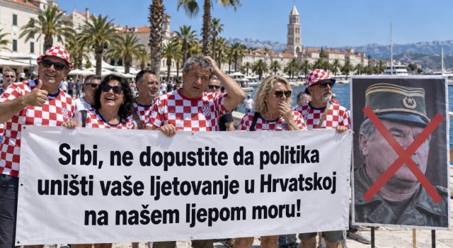 Hrvati bijesni zbog smrti Ratka Mladića: Ujedinjeni Srbi mogli bi bojkotirati Dalmaciju i uništiti nam turizam!